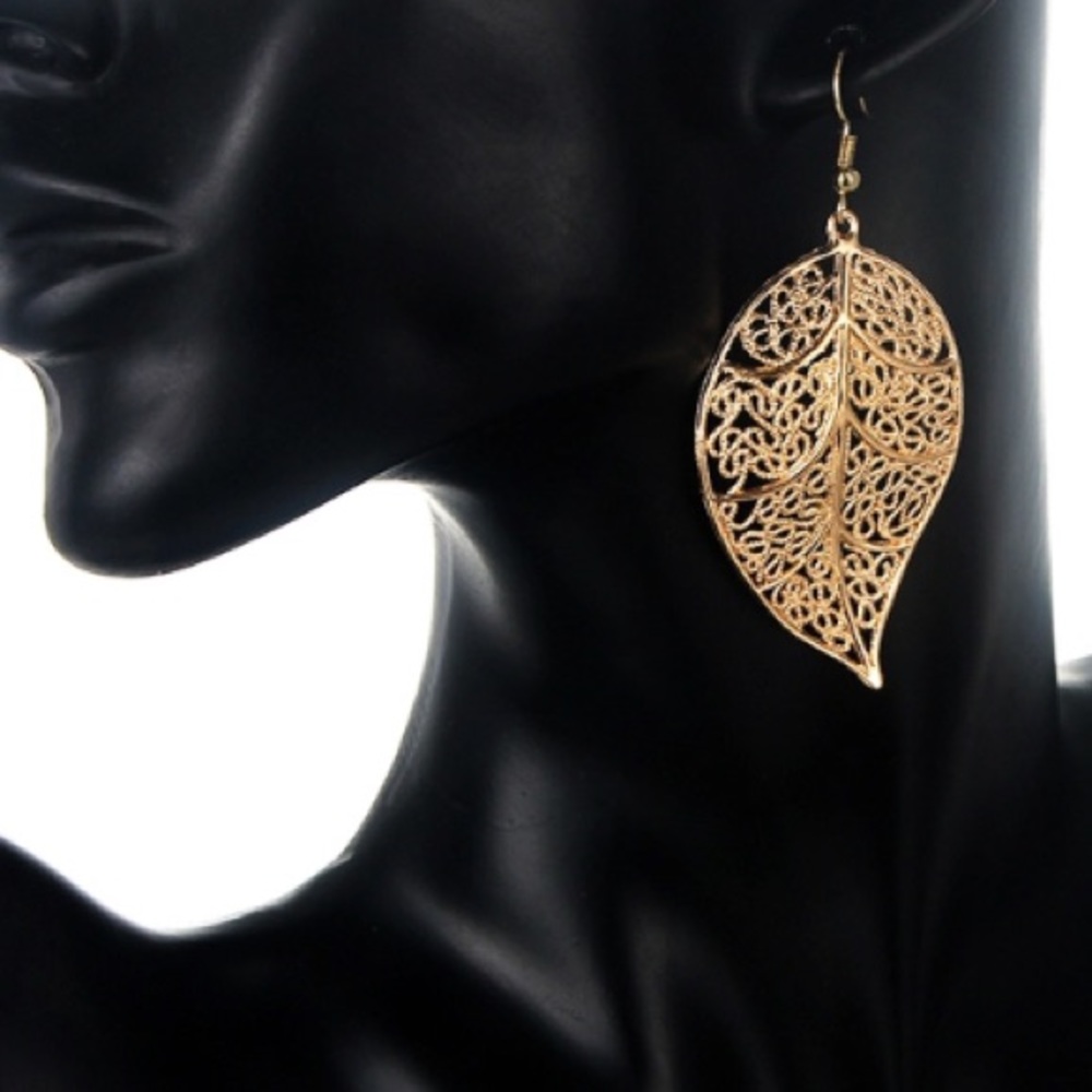 NEW!๐๐๐BIG! GOLDEN! STATEMENT LEAF DROPS!๐๐๐ - Picture 6 of 8
